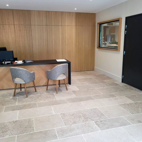 Aménagement d’un espace bureau sur mesure à Crêches-sur-Saône près de Mâcon