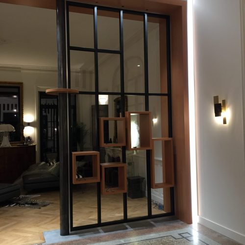 Agencement intérieur avec cloison ajourée sur mesure fabriquée par Menuiserie Mâconnaise