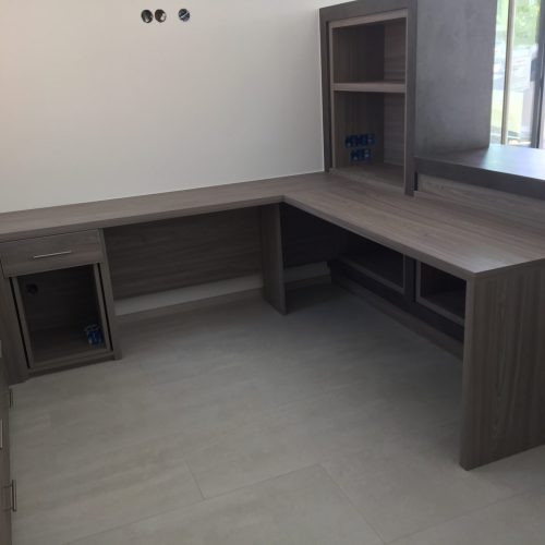 Création de bureaux sur mesure dans l'AIn - Menuiserie Mâconnaise