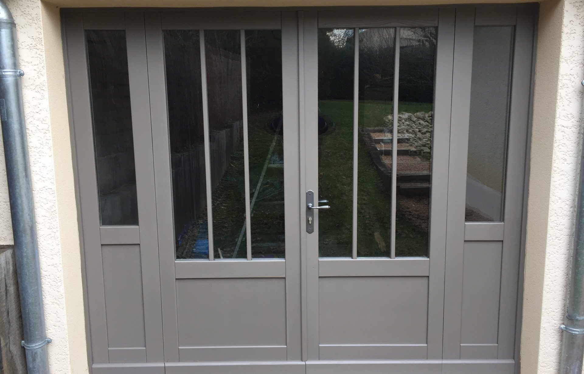 Porte extérieure - Menuiserie mâconnaise